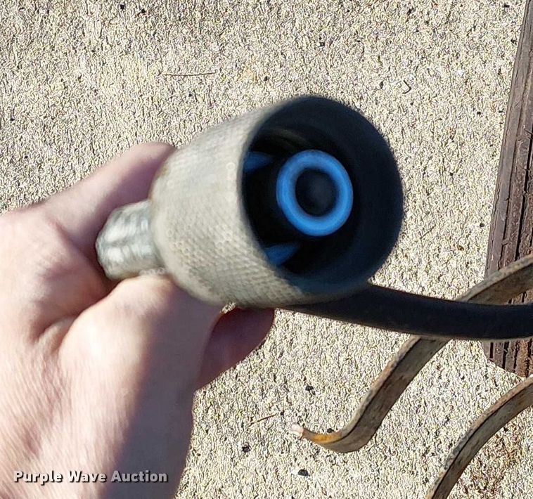 image for item FK0822 Miller Bobcat 225 welder/generator