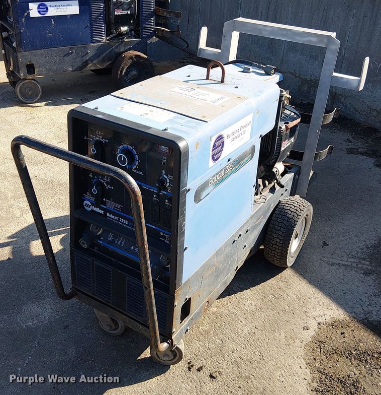 image for item FK0823 Miller Bobcat 225G welder/generator