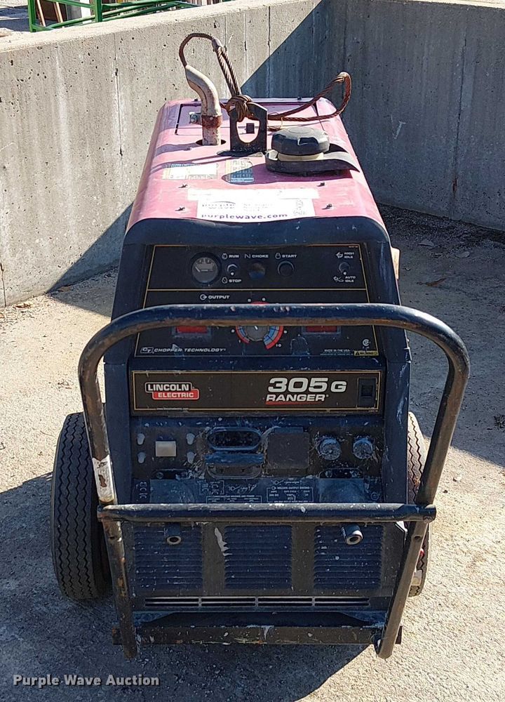 image for item FK0824 Lincoln Electric 305 G Ranger welder/generator