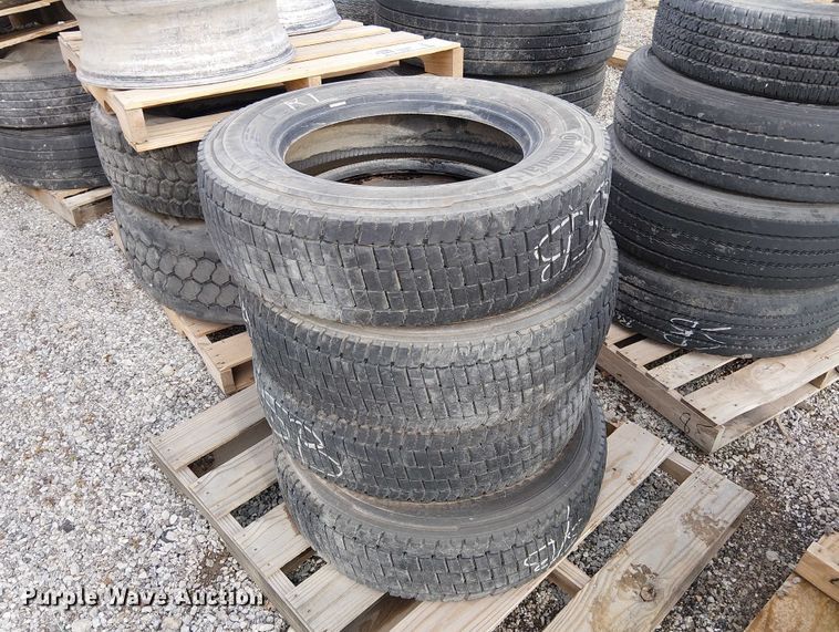 image for item FK0846 (42) tires