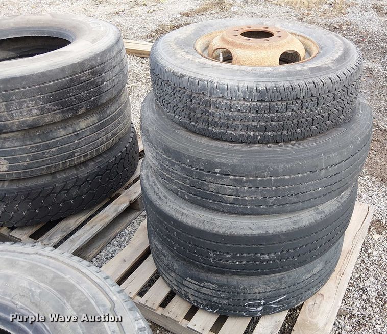 image for item FK0846 (42) tires