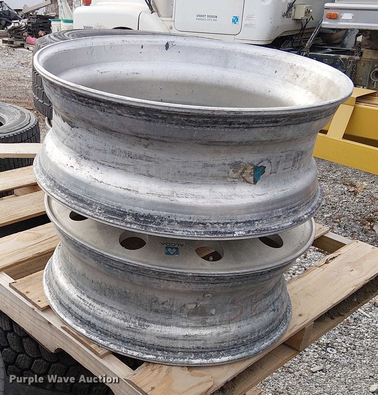 image for item FK0846 (42) tires