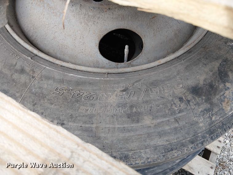 image for item FK0846 (42) tires