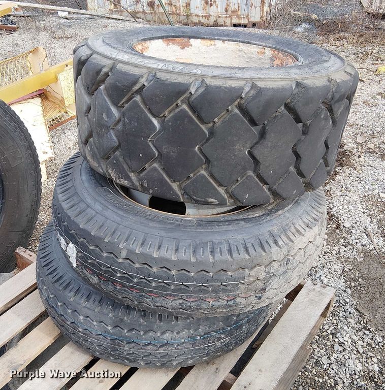 image for item FK0846 (42) tires