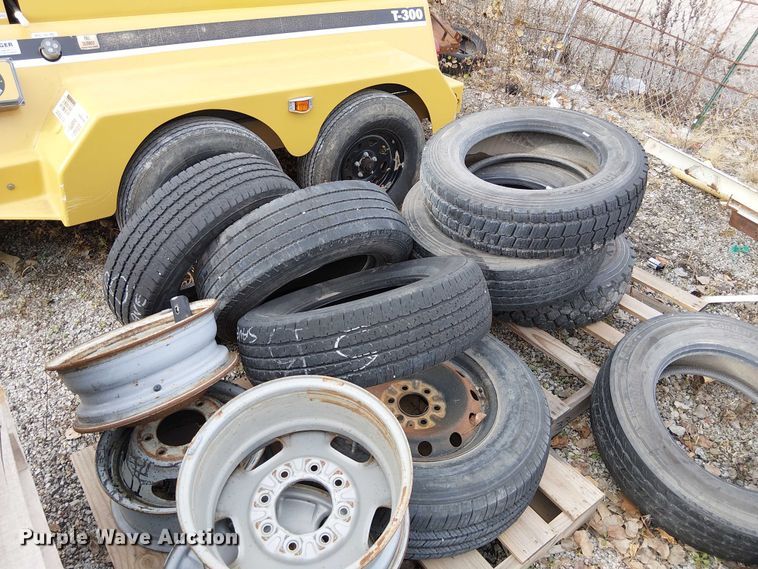 image for item FK0846 (42) tires