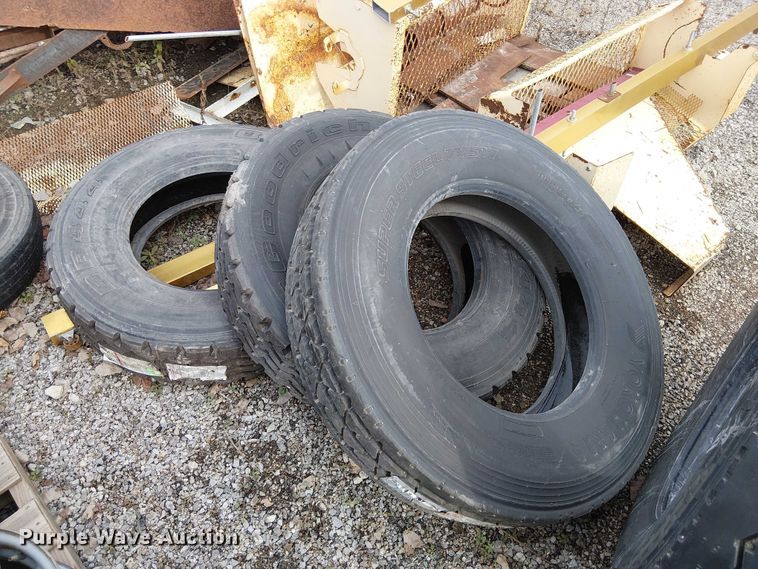 image for item FK0846 (42) tires