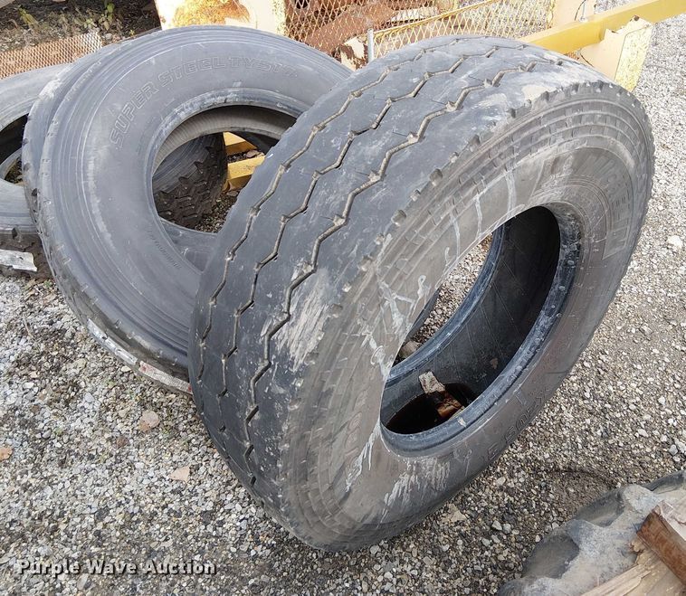 image for item FK0846 (42) tires