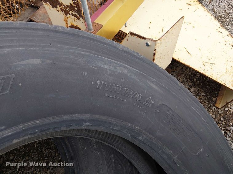 image for item FK0846 (42) tires