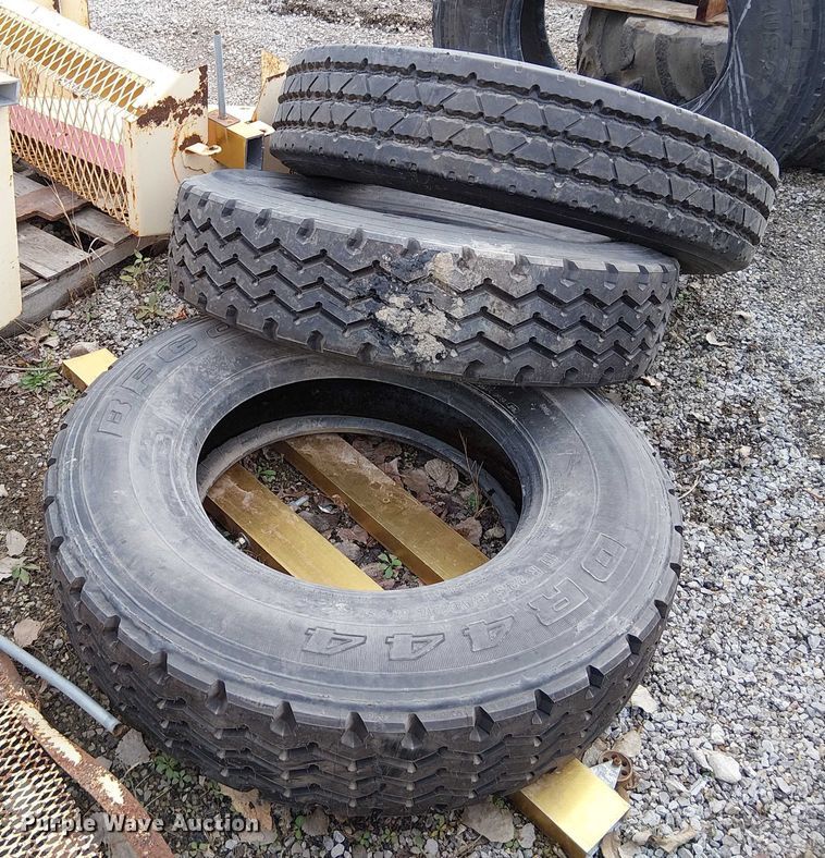 image for item FK0846 (42) tires