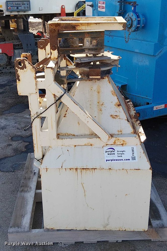 image for item FK0852 Herd 1200C seeder