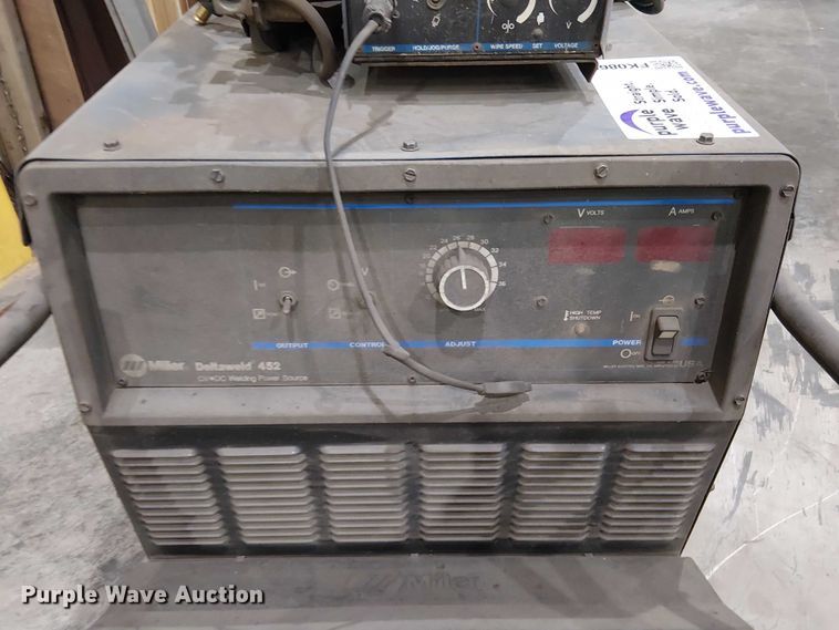 image for item FK0868 Miller Deltaweld 452 welder