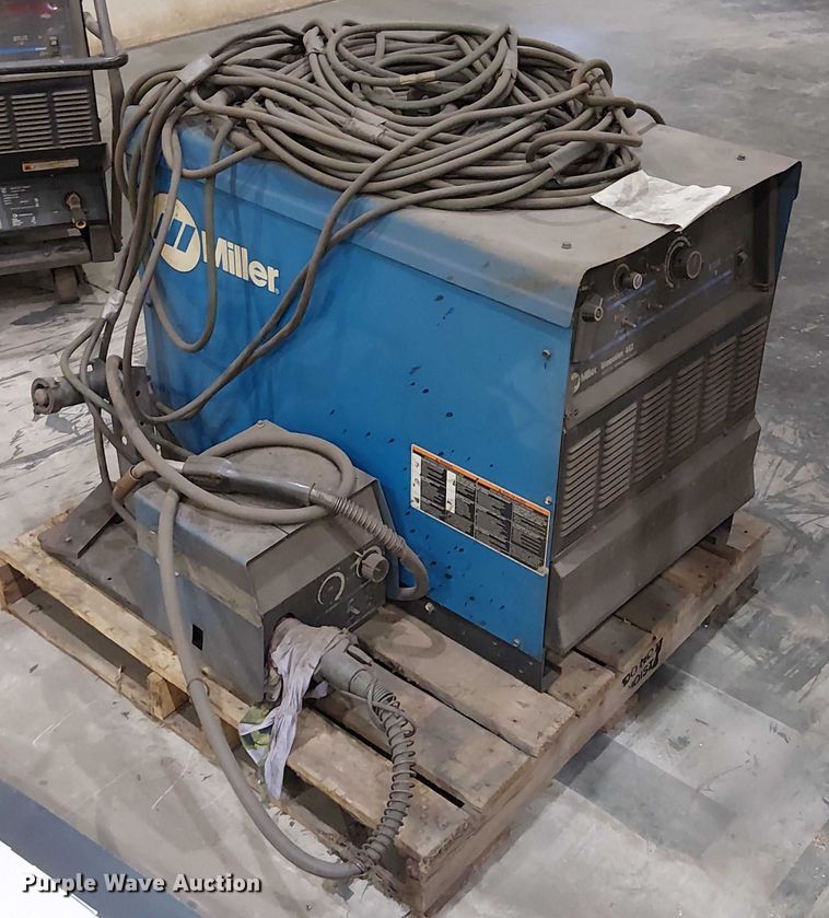 image for item FK0869 Miller Dimension 452 welder