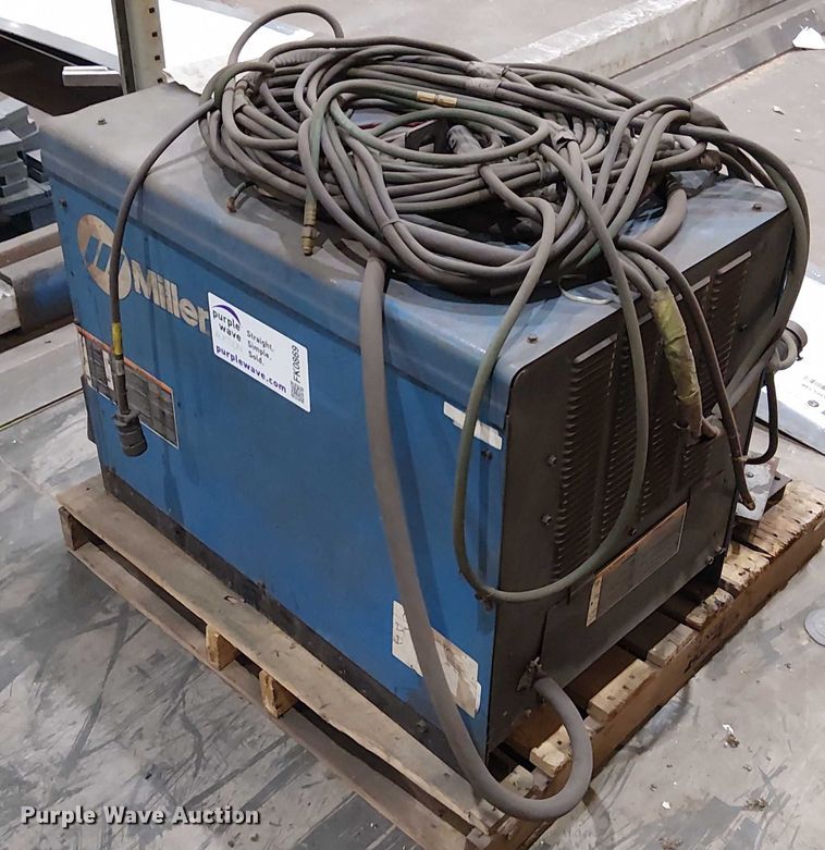 image for item FK0869 Miller Dimension 452 welder