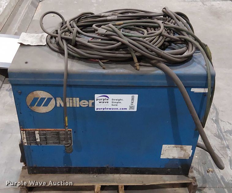 image for item FK0869 Miller Dimension 452 welder