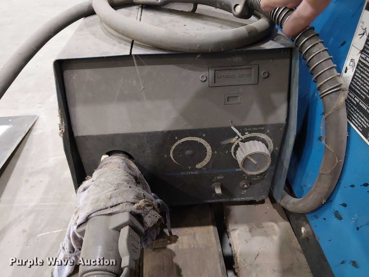 image for item FK0869 Miller Dimension 452 welder