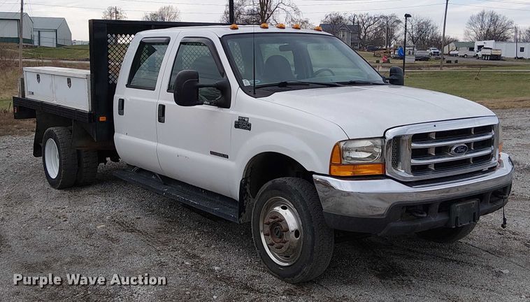 image for item FK0872 2000 Ford F550 Super Duty Crew Cab flatbed truck
