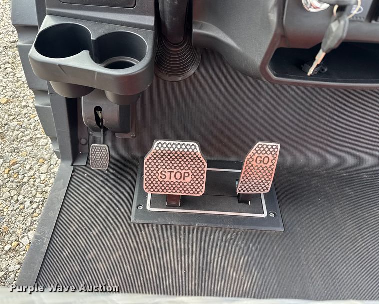 image for item FK0880 MK EV-L6 golf cart