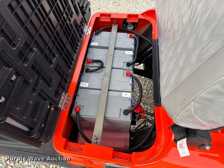 image for item FK0880 MK EV-L6 golf cart