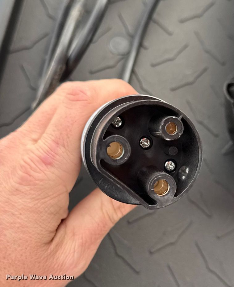 image for item FK0880 MK EV-L6 golf cart