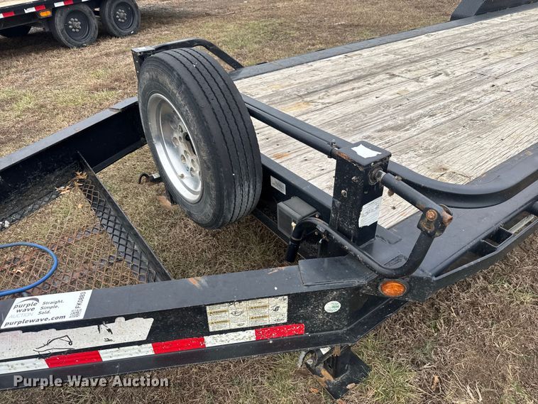 image for item FK0883 2018 Load Trail equipment trailer