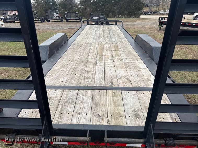 image for item FK0883 2018 Load Trail equipment trailer