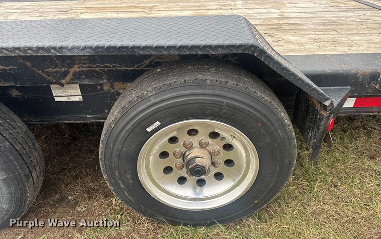 image for item FK0883 2018 Load Trail equipment trailer