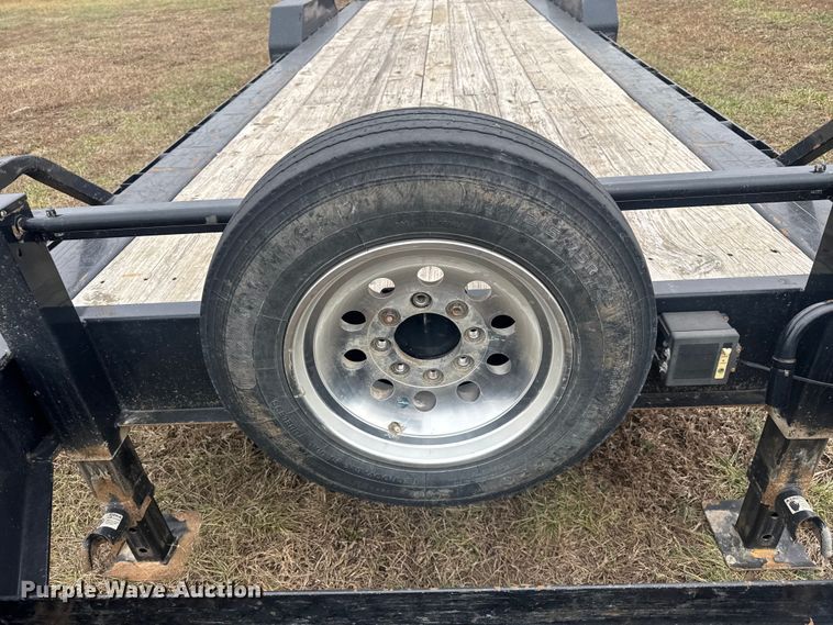 image for item FK0883 2018 Load Trail equipment trailer