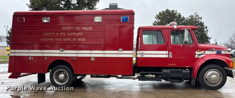 image for item FK1027 1997 International 4700 utility / service truck