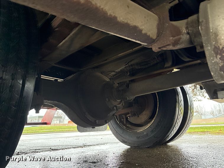 image for item FK1027 1997 International 4700 utility / service truck