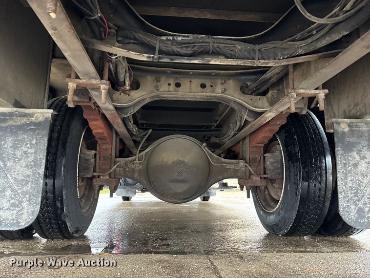 image for item FK1027 1997 International 4700 utility / service truck