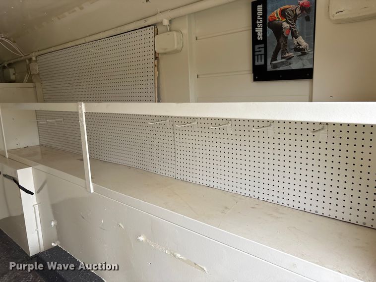 image for item FK1027 1997 International 4700 utility / service truck