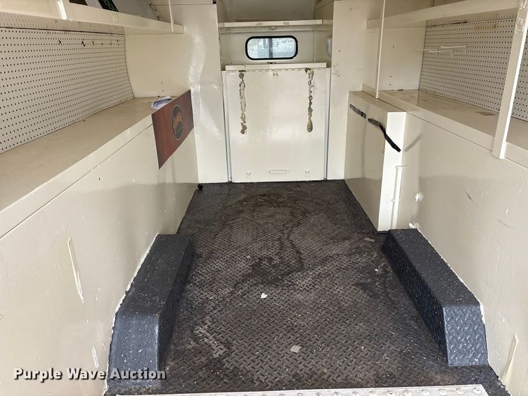 image for item FK1027 1997 International 4700 utility / service truck