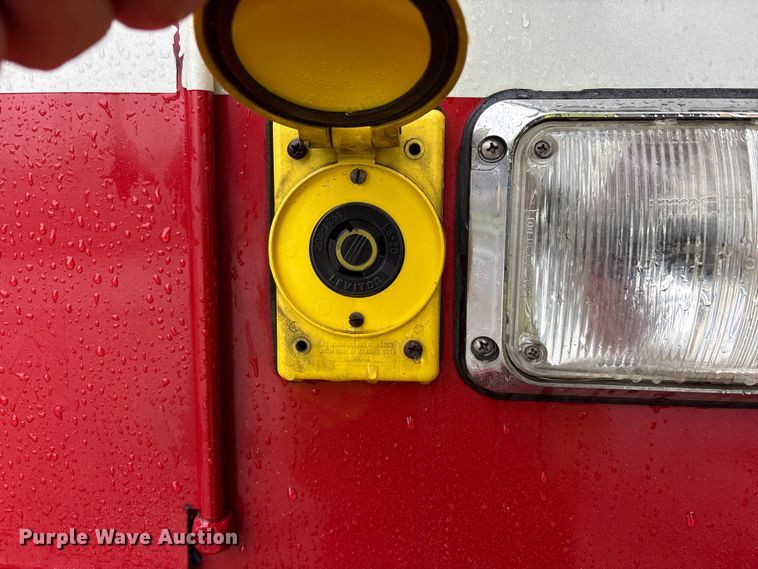 image for item FK1027 1997 International 4700 utility / service truck