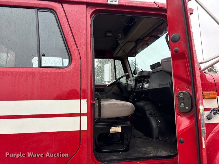 image for item FK1027 1997 International 4700 utility / service truck