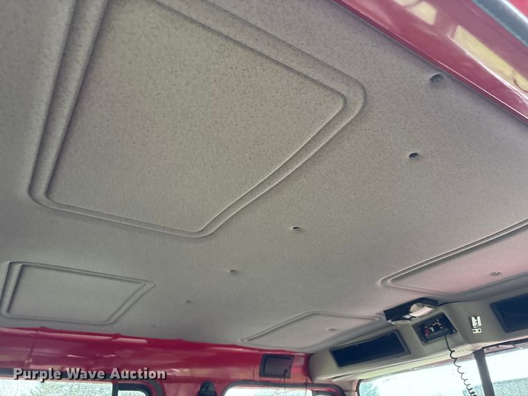 image for item FK1027 1997 International 4700 utility / service truck