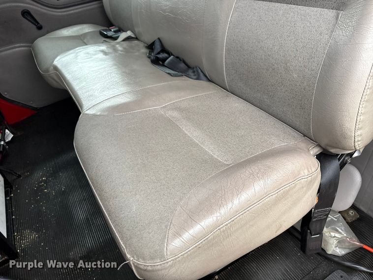 image for item FK1027 1997 International 4700 utility / service truck