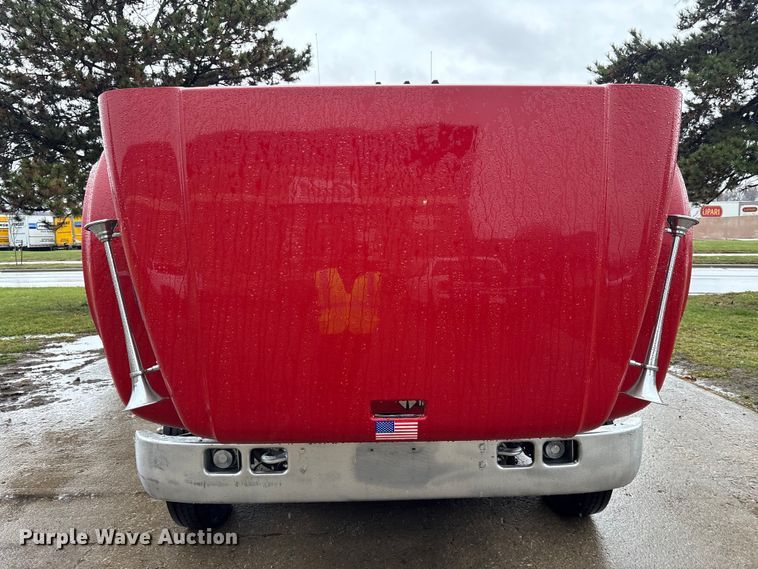 image for item FK1027 1997 International 4700 utility / service truck