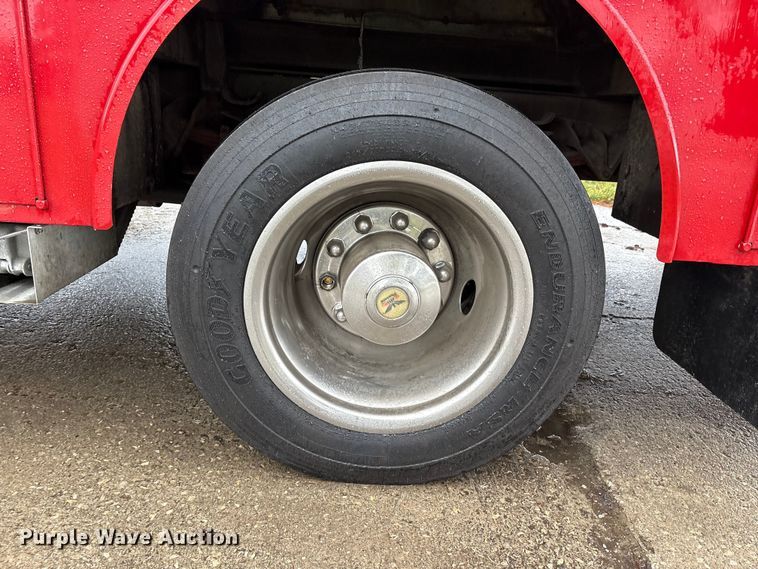 image for item FK1027 1997 International 4700 utility / service truck