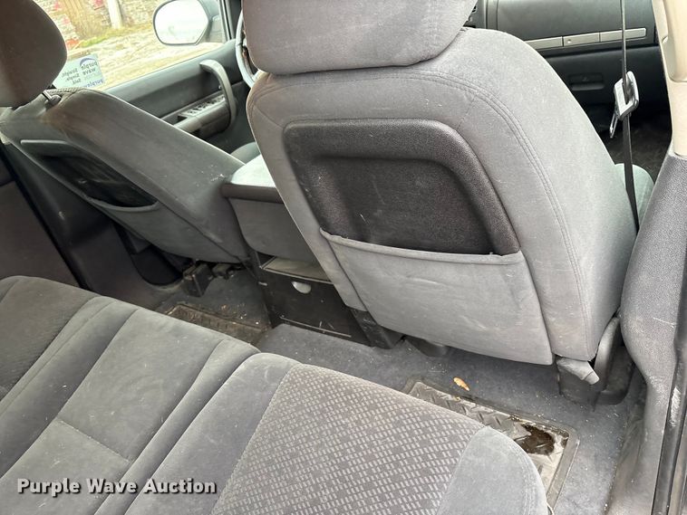 image for item FK1030 2007 Chevrolet Silverado 1500 Crew Cab pickup truck