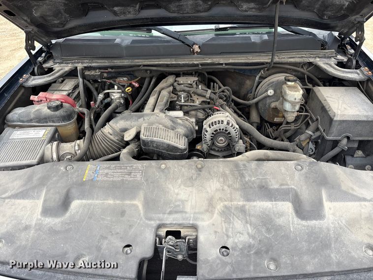 image for item FK1030 2007 Chevrolet Silverado 1500 Crew Cab pickup truck