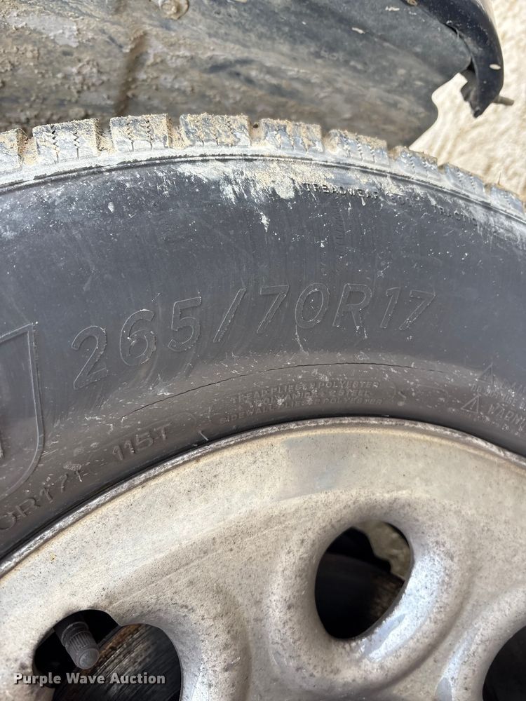 image for item FK1030 2007 Chevrolet Silverado 1500 Crew Cab pickup truck