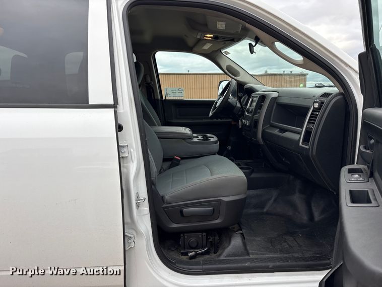 image for item FK1031 2018 RAM 2500 Crew Cab pickup truck