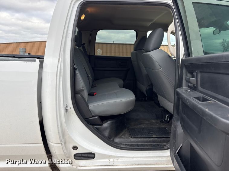 image for item FK1031 2018 RAM 2500 Crew Cab pickup truck