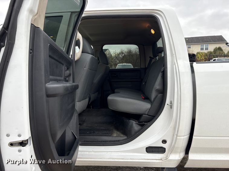 image for item FK1031 2018 RAM 2500 Crew Cab pickup truck