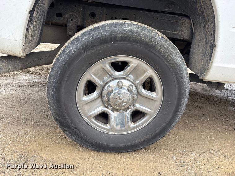 image for item FK1031 2018 RAM 2500 Crew Cab pickup truck