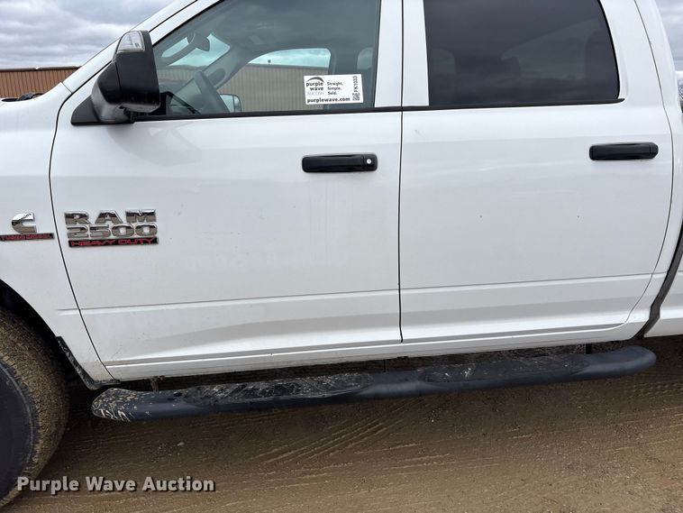 image for item FK1033 2018 RAM 2500 Crew Cab pickup truck