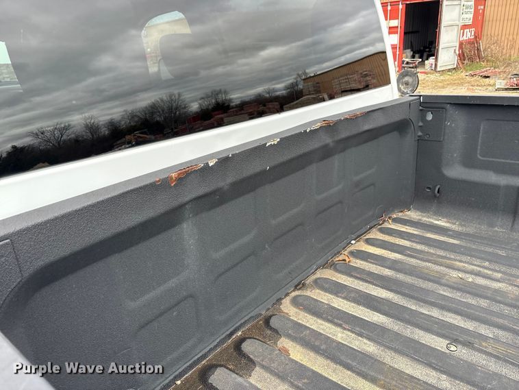 image for item FK1033 2018 RAM 2500 Crew Cab pickup truck