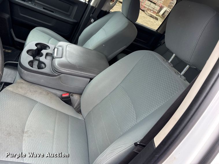 image for item FK1033 2018 RAM 2500 Crew Cab pickup truck