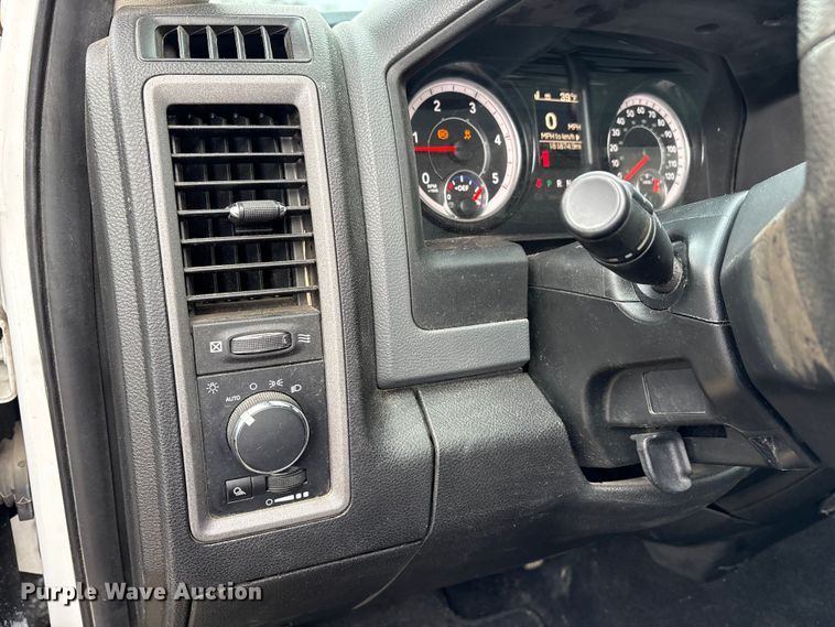 image for item FK1033 2018 RAM 2500 Crew Cab pickup truck