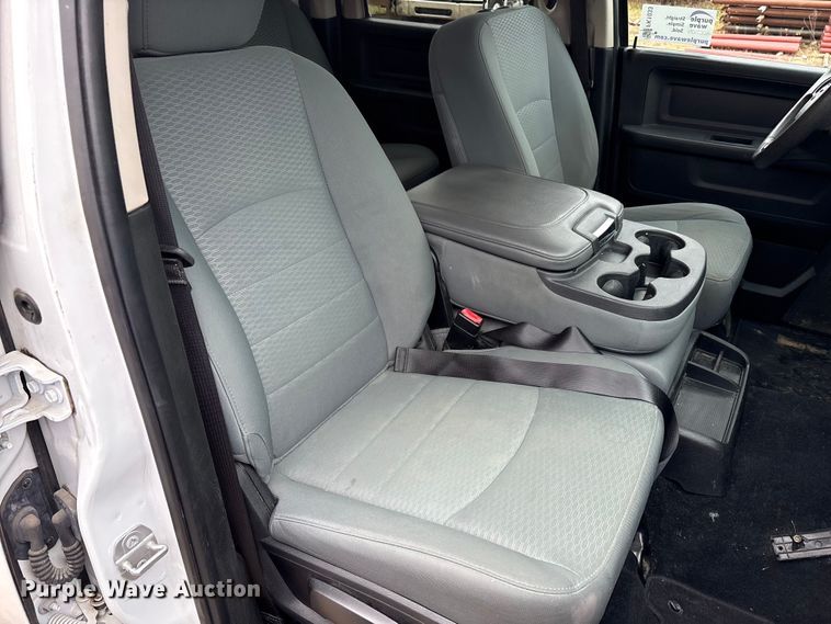 image for item FK1033 2018 RAM 2500 Crew Cab pickup truck